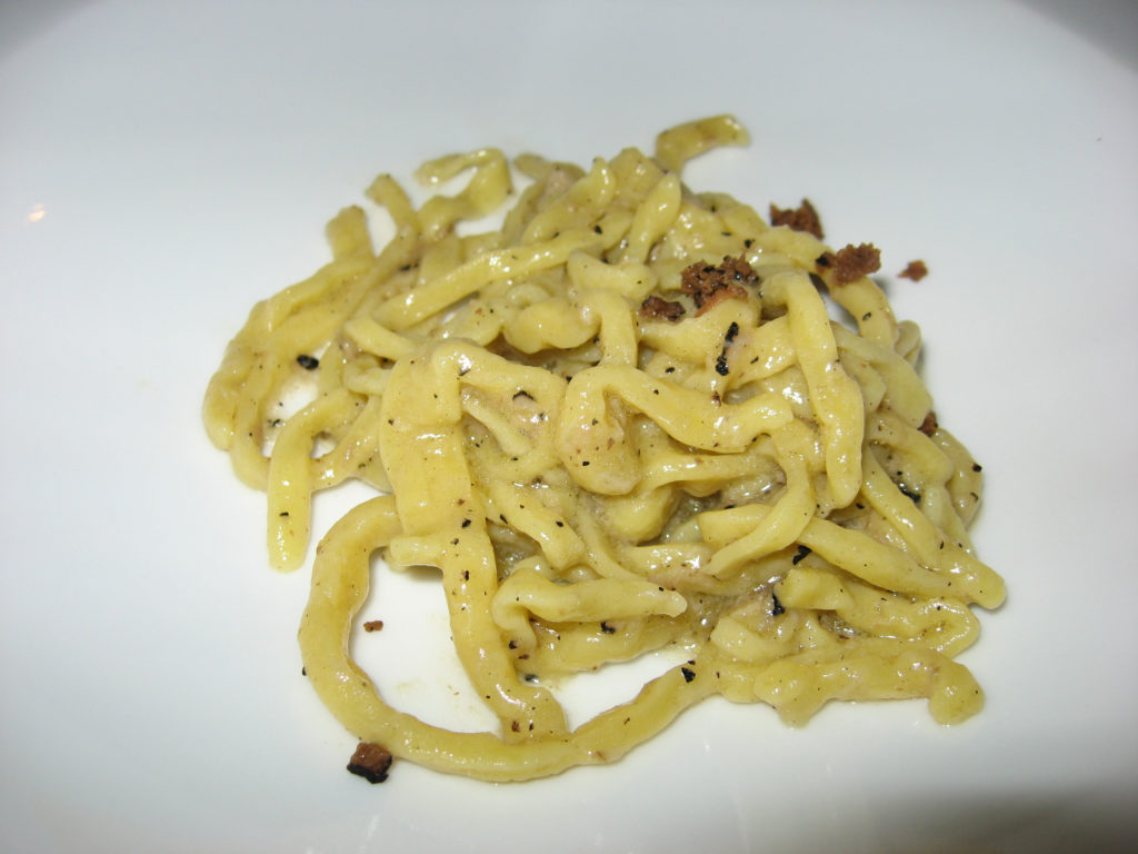 Strangozzi with truffle sauce