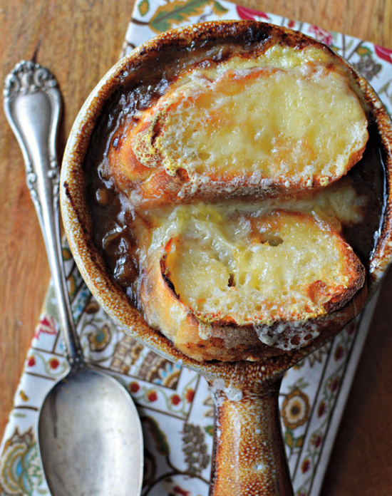 Simple French Onion Soup - My Cookbook Addiction